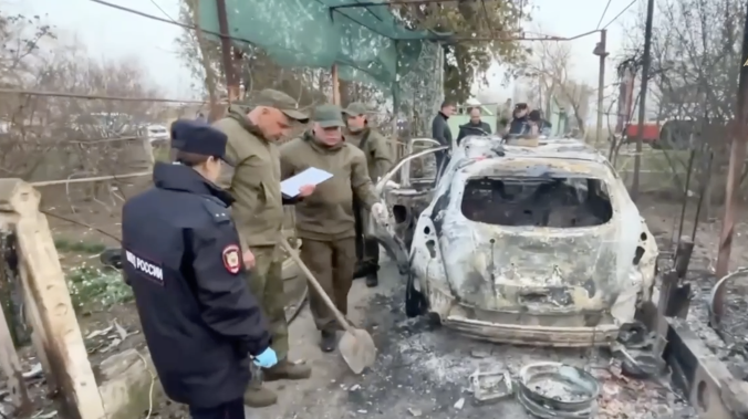 В Крыму мужчина ранил четырёх полицейских из ружья и поджёг дом