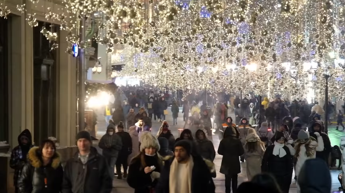 Собянин: Москву украсят к Новому году, но отменят концерты и фейерверки