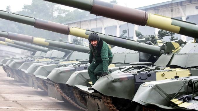 ВСУ выдвинули десятки танков в сторону Горловки