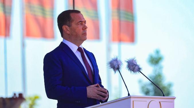 Медведев: для США жизни украинцев являются «разменной монетой»