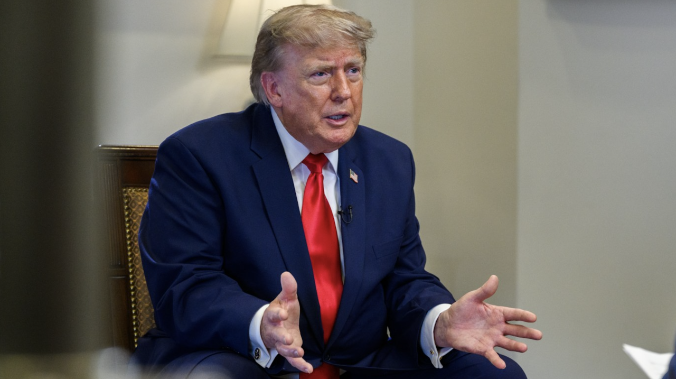 Трамп обвинил Китай во вмешательстве в выборы 