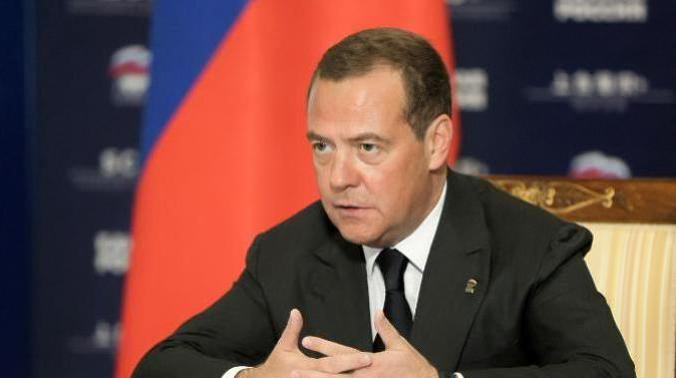 Медведев: Польша «прощупывает почву» для аннексии западной Украины