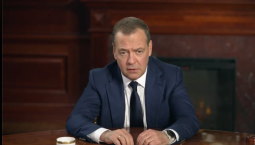 Медведев: Украину ждёт гибель без разумных лидеров
