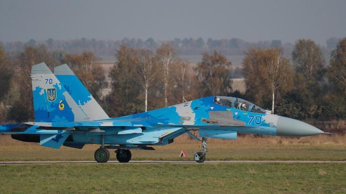 Украинские военные по ошибке сбили свой истребитель над Киевом 