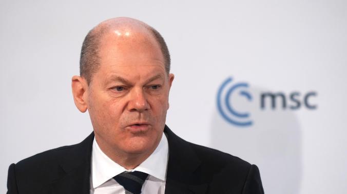 Шольц призвал немцев покончить с зависимостью от российских газа и нефти 