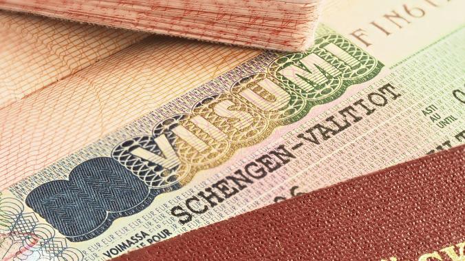 Европа запретила выдачу многократных виз россиянам