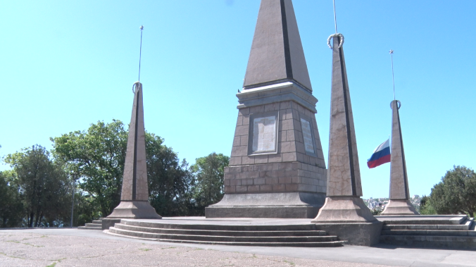 В Севастополе отреставрируют памятник 1944 года