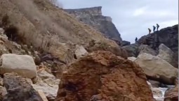 Оползень разрушил «Царский» пляж на Фиоленте