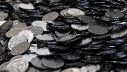 До 18 апреля монеты меняют на купюры без комиссии