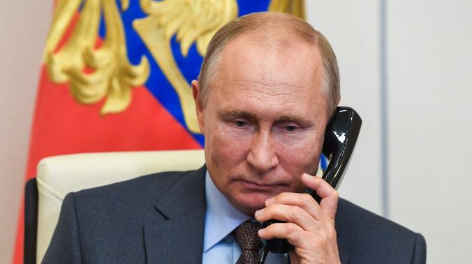 Путин и Шольц провели телефонные переговоры 