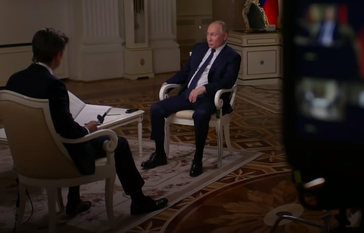 Сколько набрало интервью с путиным. Интервью Владимира Путина телеканалу NBC. Интервью Путина американскому журналисту 2021. Интервью Путина НБС Ньюс.