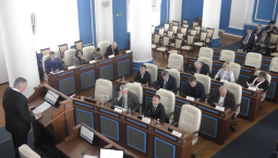 Депутатов Заксобрания на зарплате станет больше