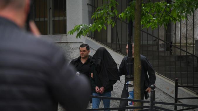 Семиклассник устроил стрельбу в школе Белграда