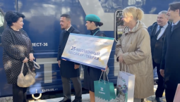 25-миллионного пассажира поезда встретили в Крыму