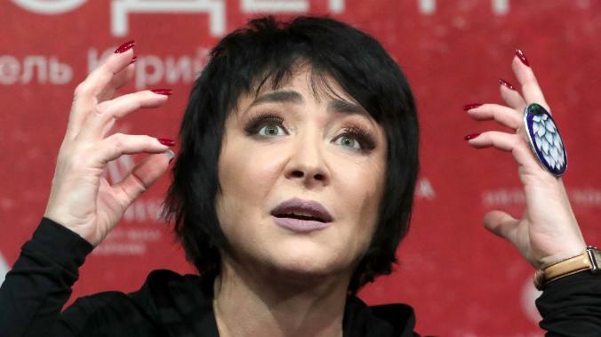 Генетический детектив: в новом шоу Лолита будет разбирать анализы звезд