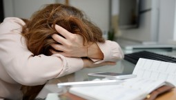 Плохой сон и кашель могут быть признаками стресса