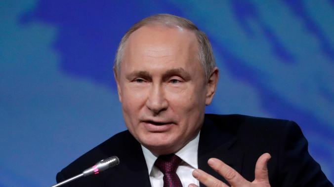 ВЦИОМ: Владимиру Путину доверяют 79,6% граждан России