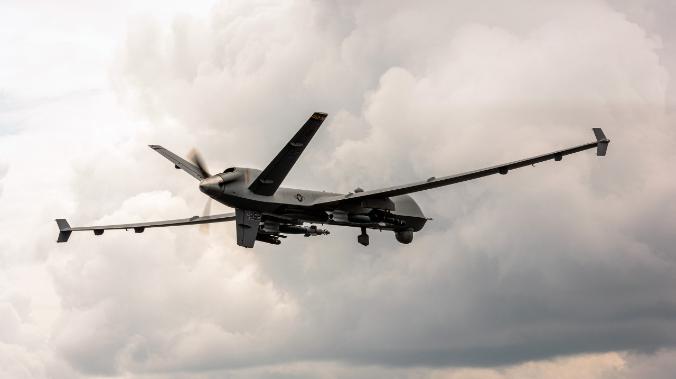 Российские военные перехватили управление над беспилотником США в небе над Сирией 