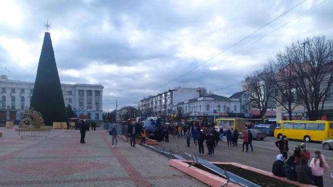 В Симферополе началась акция протеста