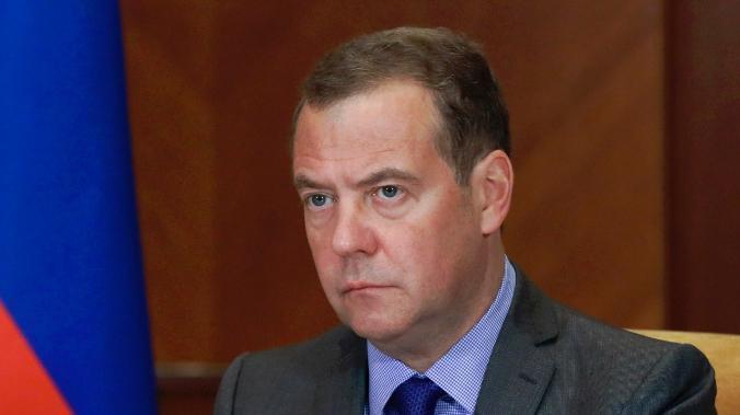 Дмитрий Медведев похвалил Виктора Орбана за мужество