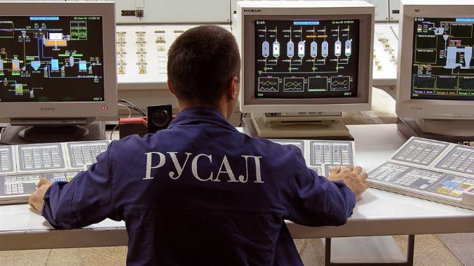 Акции «Русала» рухнули на фоне сообщений об обысках в доме Олега Дерипаски