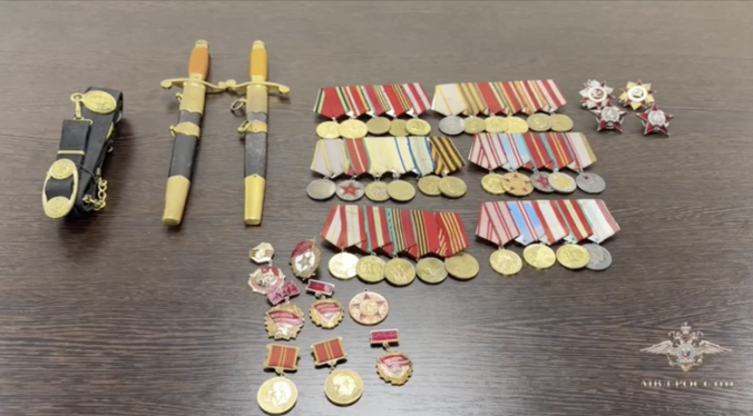 Севастополец задержан за кражу наград фронтовиков