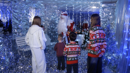 Дети бойцов спецоперации побывали в доме деда Мороза