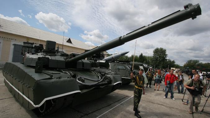 Украинский танк Т-84 не может противостоять российской и американской бронетехнике