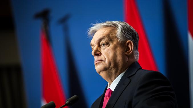 Кремль: Орбан — прагматик, защищающий Венгрию