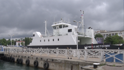 Паром «Адмирал Истомин» выходит на линию