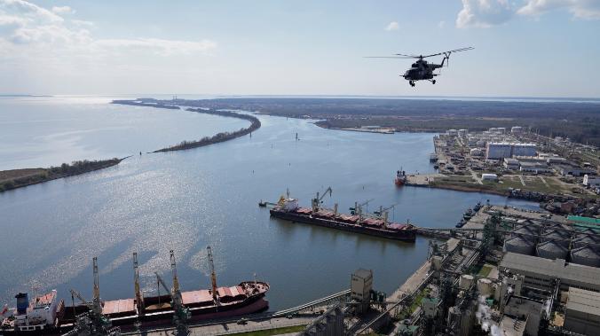 Владимир Путин потребовал завершить строительство 20 военных кораблей в срок