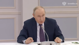 Путин призвал развивать малые города в России