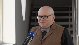 Тихонов: попрошайка Зеленский надоел венграм