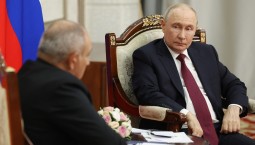 Путин предложил провести в Армении референдум 