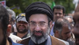 Сын Хаменеи может стать новым лидером Ирана