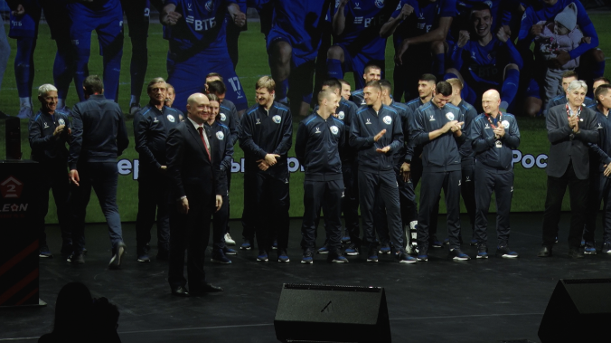 Медалями и кубком наградили игроков ФК «Севастополь»