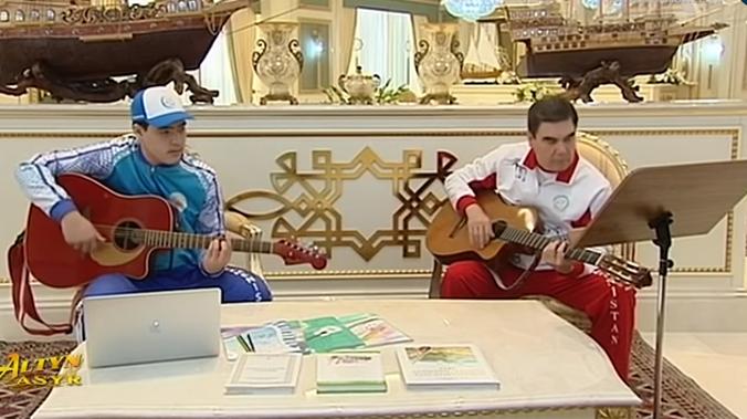 В Туркмении молодоженов обязали исполнять свадебный танец под одну из песен президента