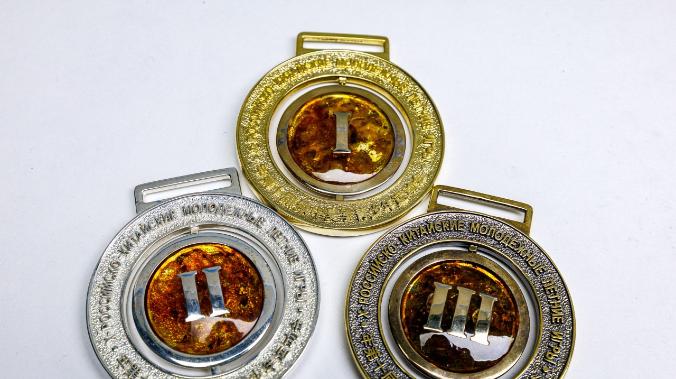 Калининград делает медали с янтарём к молодёжным играм с Китаем