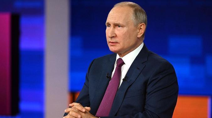 Песков назвал сроки выхода книги Путина об Украине