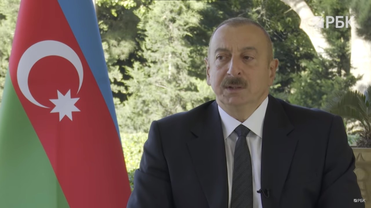 Азербайджан потребовал. Алиев Карабах.