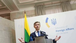 Медведев сравнил заявления Прибалтики с лаем мосек