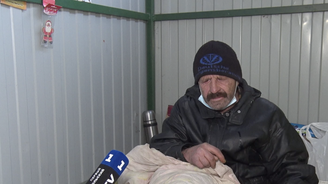 Выжить на улице: как бездомные спасаются от холода
