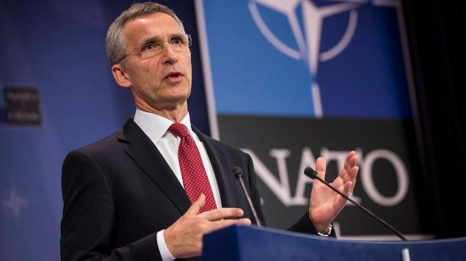 Столтенберг: пока мы не можем принять Украину в НАТО 