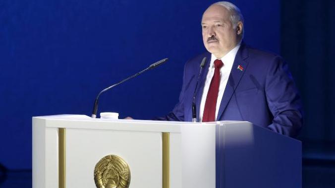Лукашенко: НАТО будет наращивать военное давление на Минск 