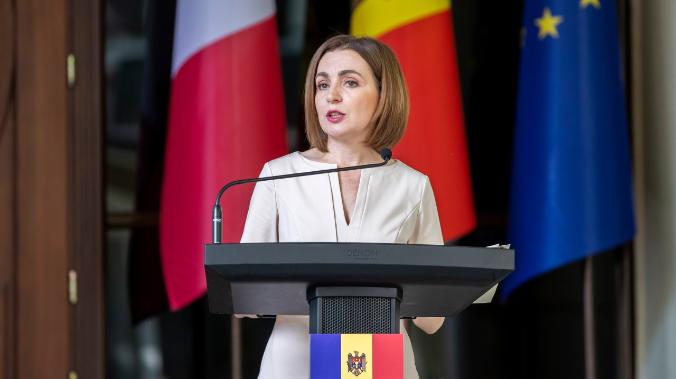 Президент Молдавии Санду: страна обратится за помощью к Румынии в случае угрозы от России