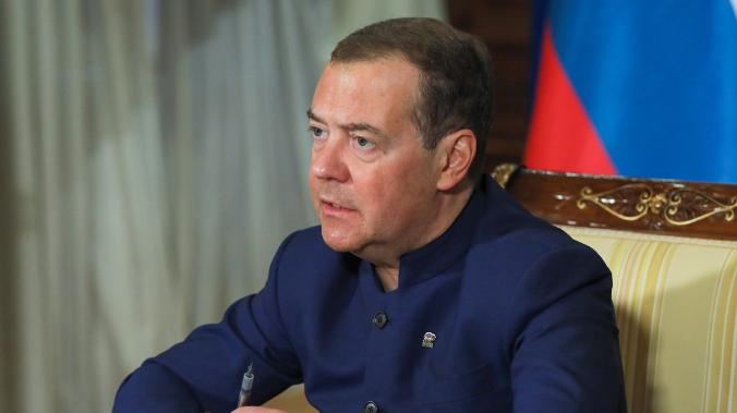 Медведев: Украина скоро лишиться выхода к морю