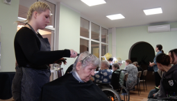 Для подопечных Дома-интерната Севастополя прошёл день красоты