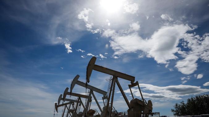SANA: Военные США вывезли 300 цистерн с контрабандной нефтью из Сирии