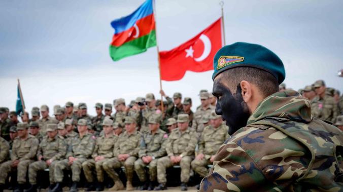 Турция и Азербайджан планируют создать единую армию 