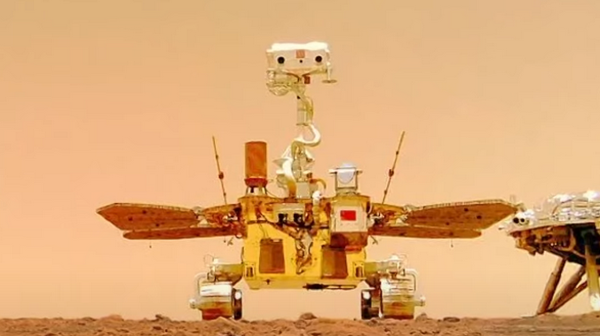 Марсоход «Чжужун» преодолел более 800 метров по пересеченной местности 